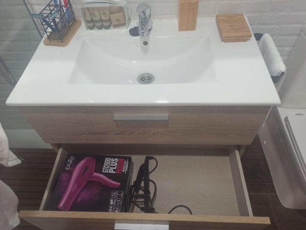 Fantastico Atico Con Terraza, Garaje, Wifi, Con Todo Para Playa, Piscina Y Casa Y No Facturar Maletas! El Portil Eksteriør billede