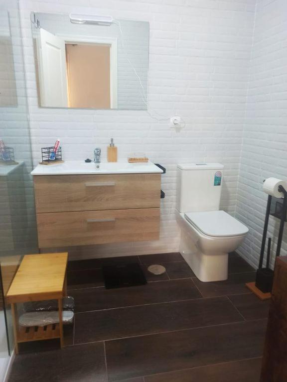 Fantastico Atico Con Terraza, Garaje, Wifi, Con Todo Para Playa, Piscina Y Casa Y No Facturar Maletas! El Portil Eksteriør billede